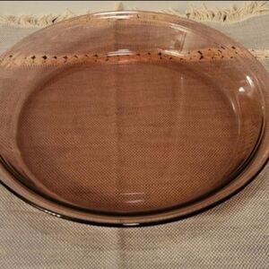 Pyrex Amber Glass Pie Plate 9"